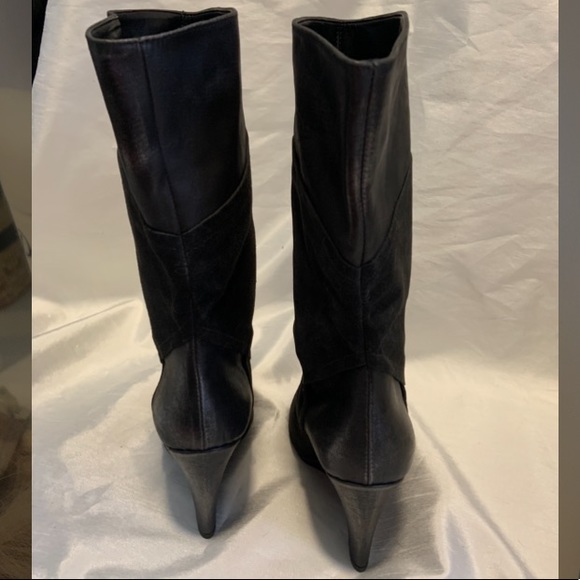 Beautiful Italian leather boots - Picture 4 of 5